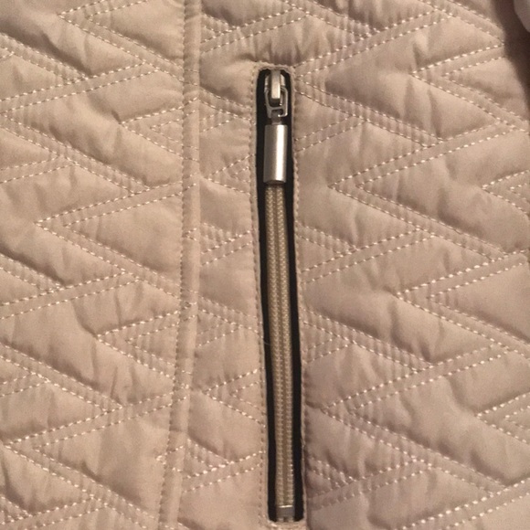 Quilted Jacket - Picture 3 of 5